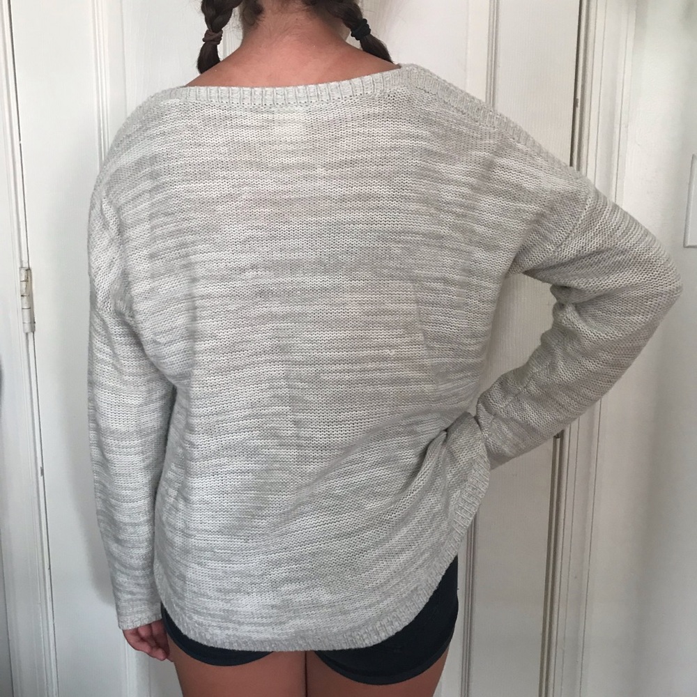 XL juniors sweater ๐โ๏ธ - Picture 2 of 10